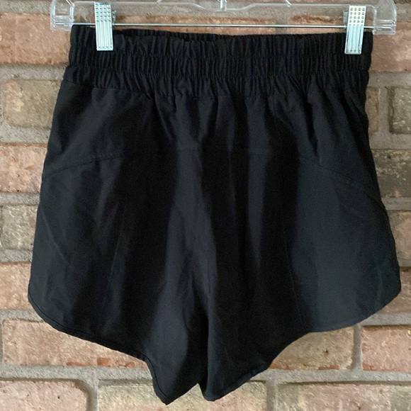 Women's Athletic Lined Shorts XS NWT - Picture 2 of 6